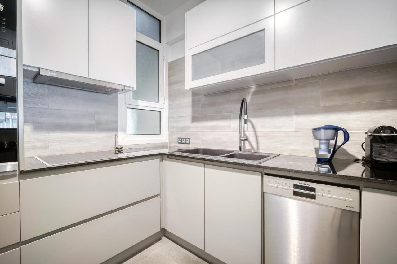 Bright Spacious Luxury Apartment In Prime Central Athens Exterior photo